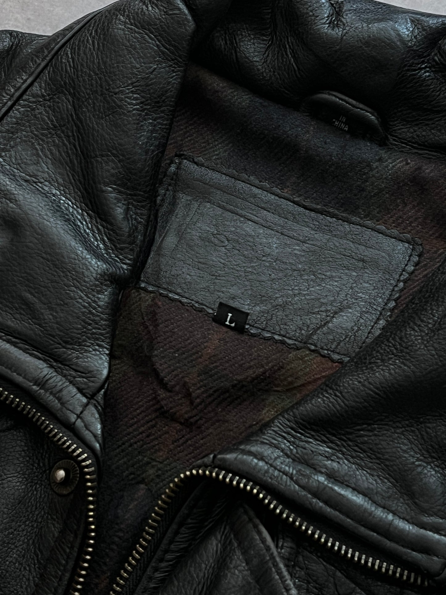 BOMBER LEATHER JACKET (M/L)