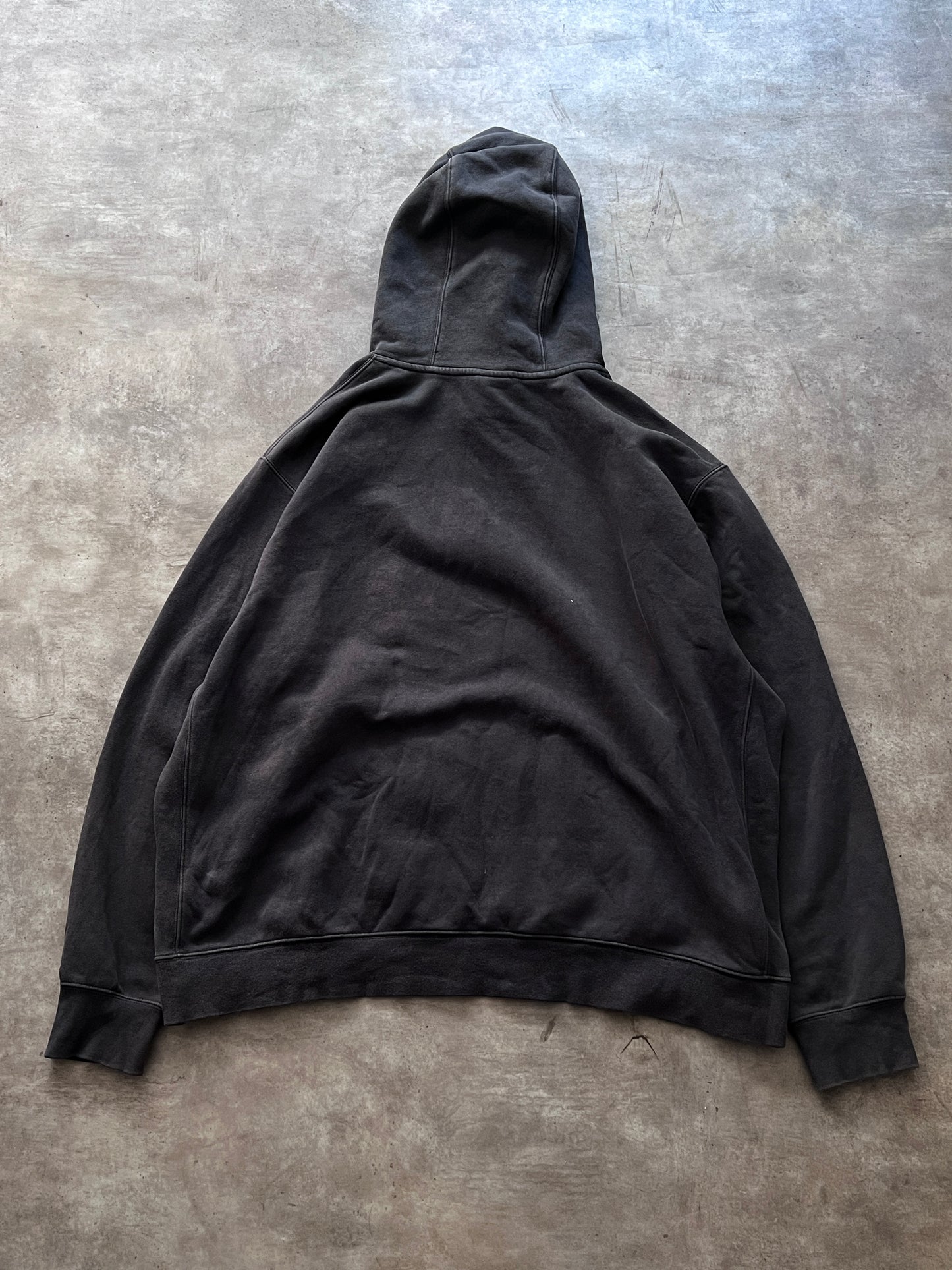 VINTAGE NIKE HOODIE (2XL)