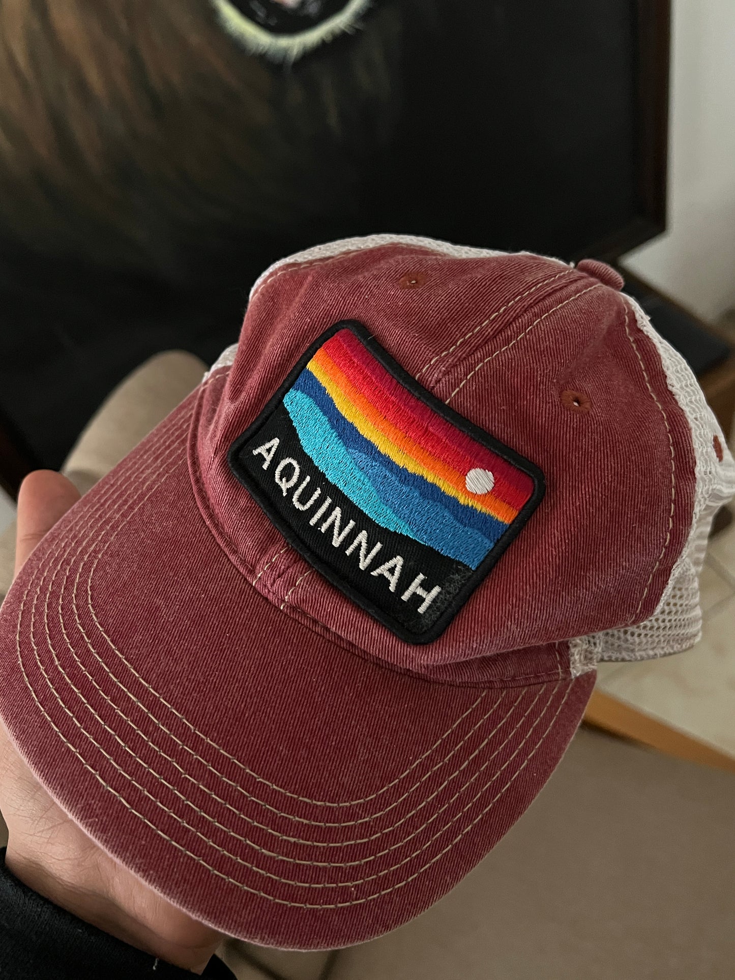 Gorra con bordado de alta calidad