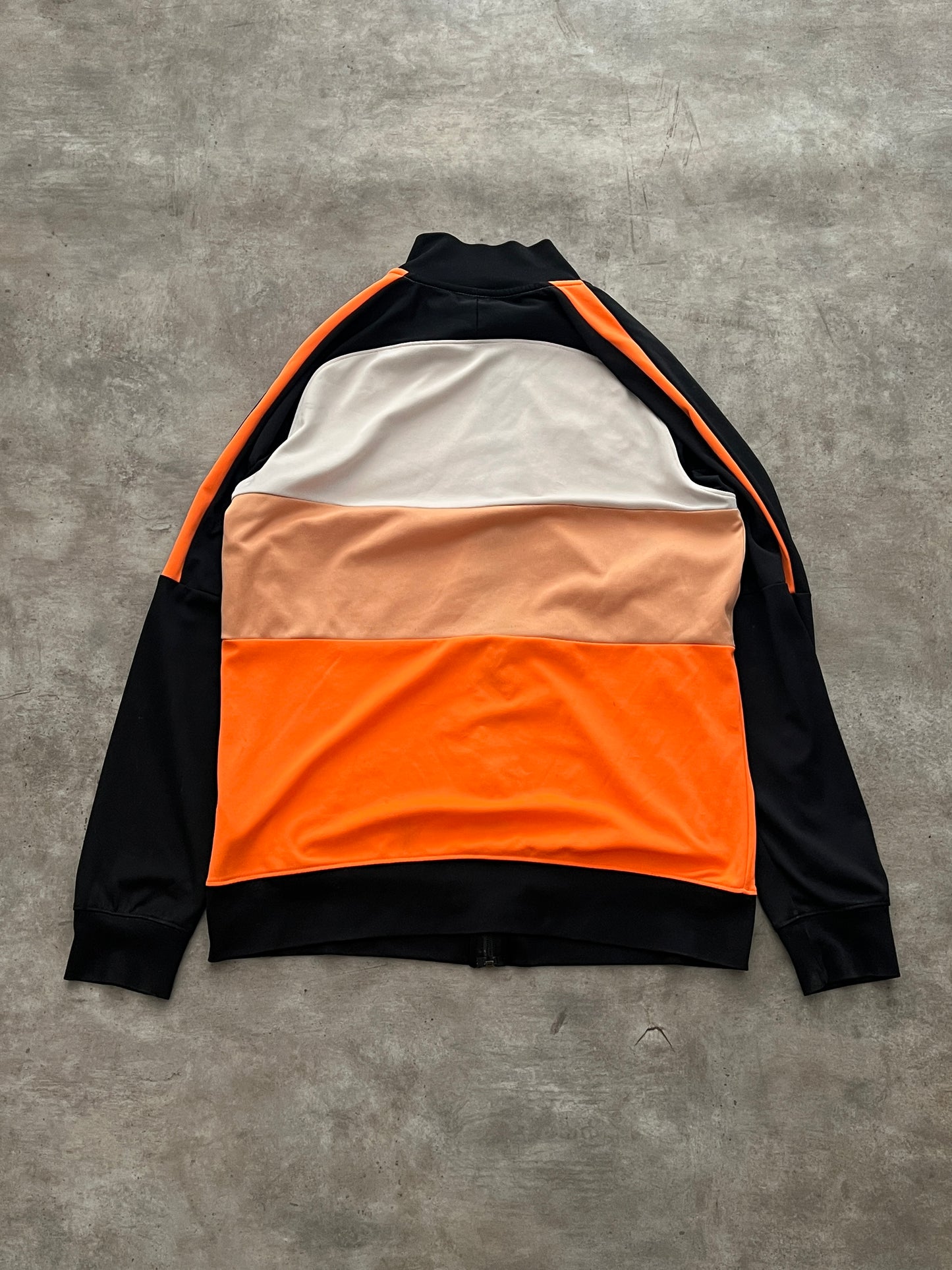NIKE SWEATER (L)