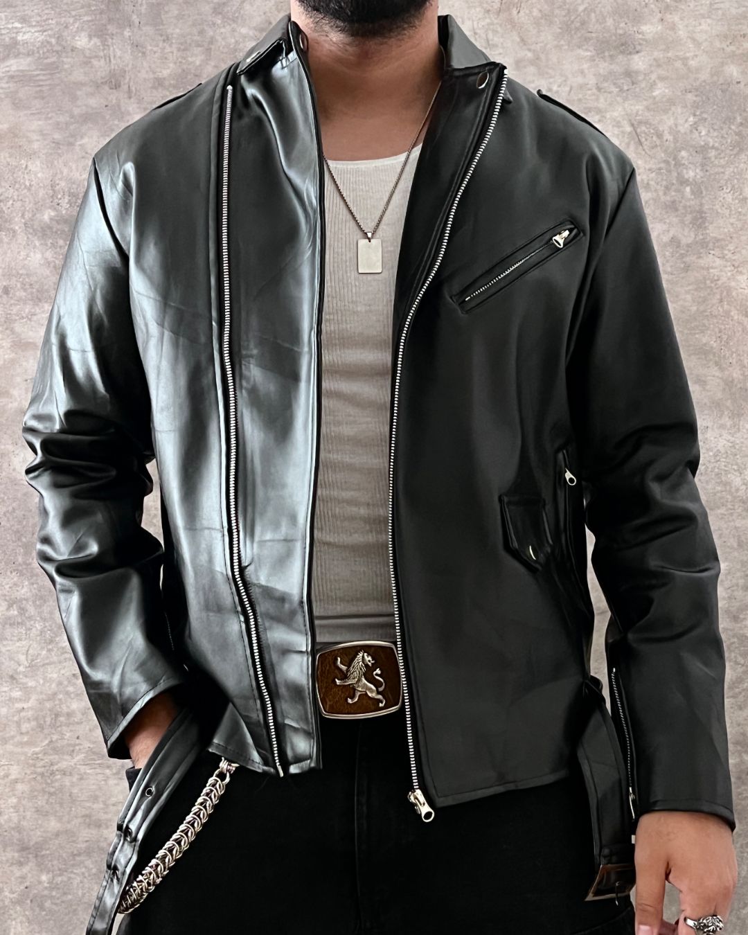 FAUX LEATHER JACKET (M)