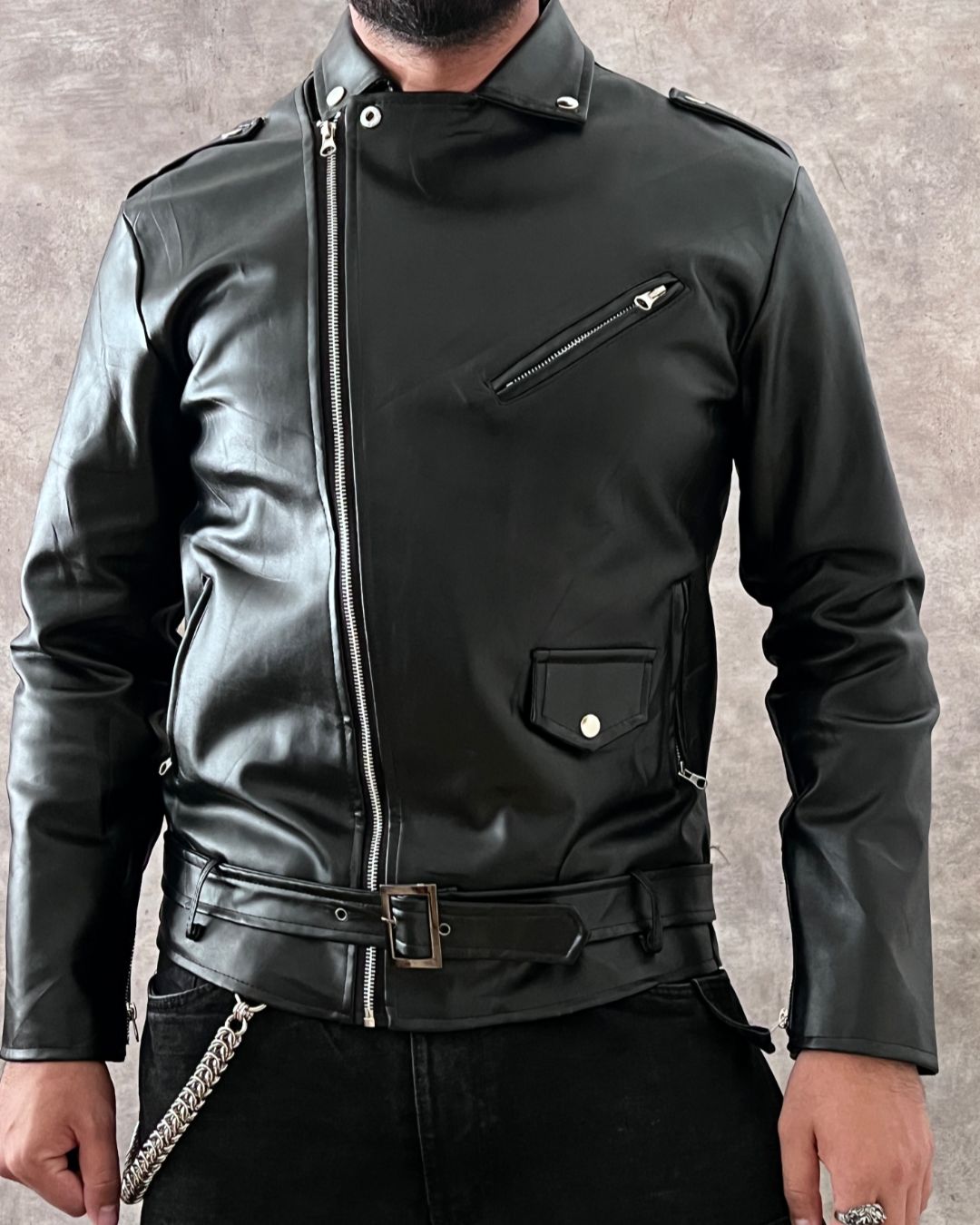 FAUX LEATHER JACKET (M)