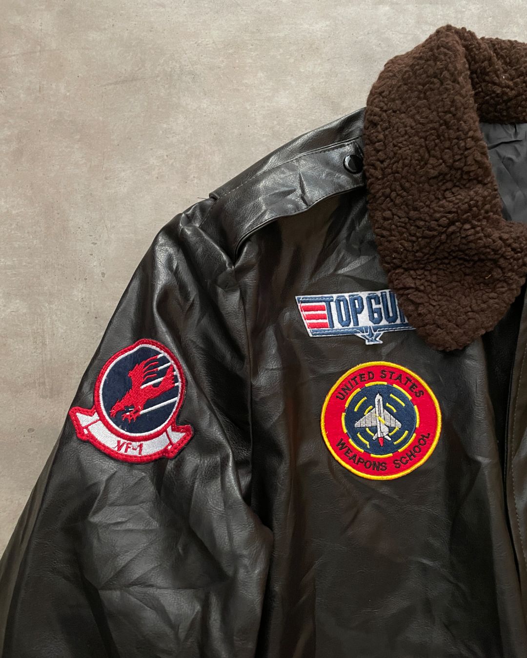 BOMBER LEATHER JACKET ( XL)