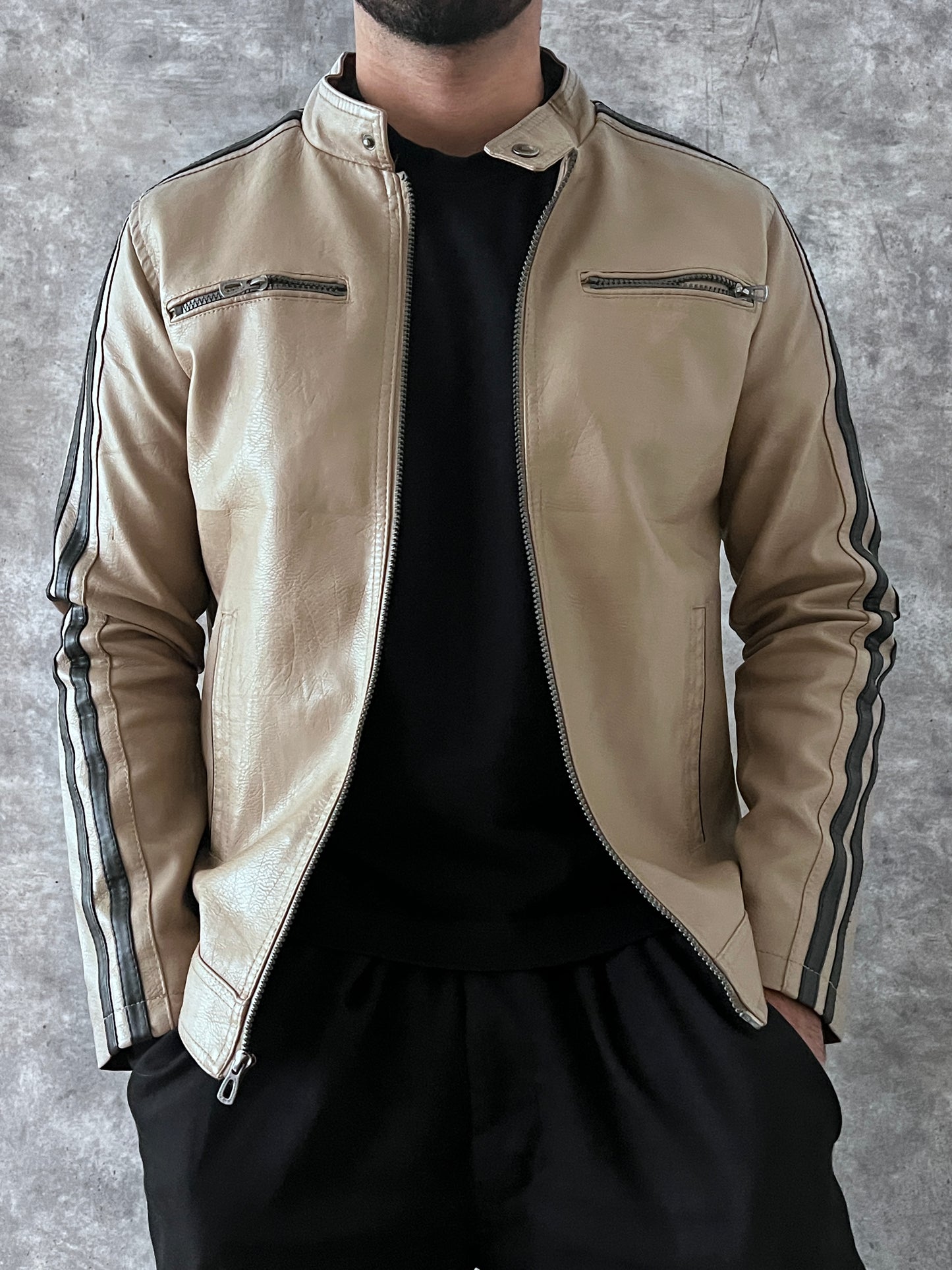 FAUX LEATHER JACKET (S)