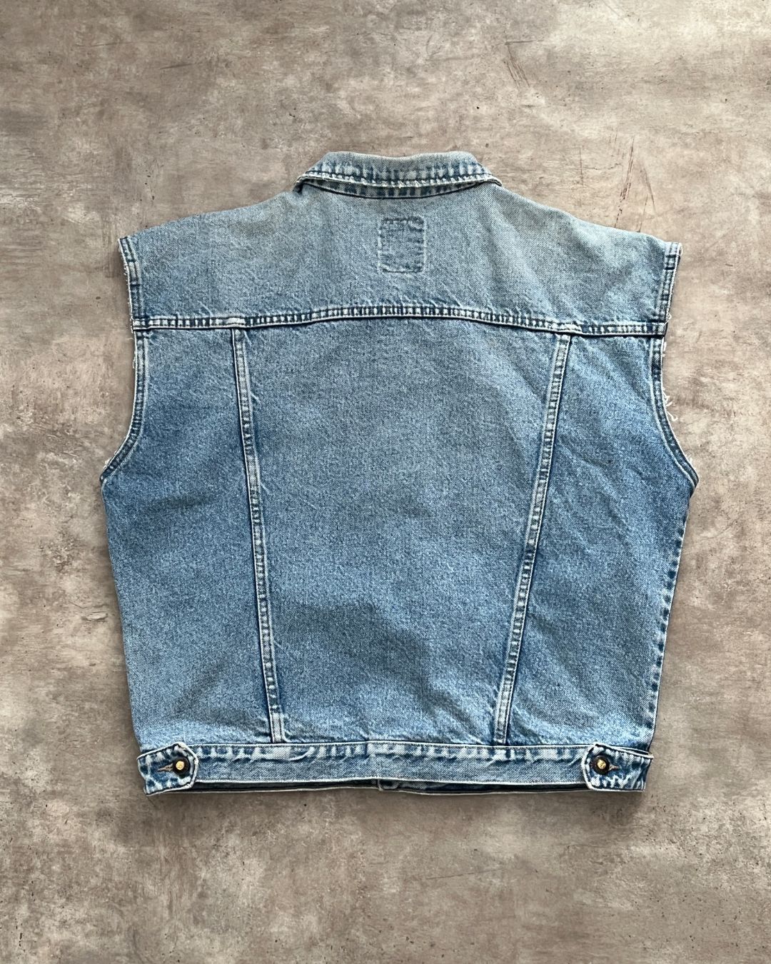 VINTAGE DENIM VEST (M)