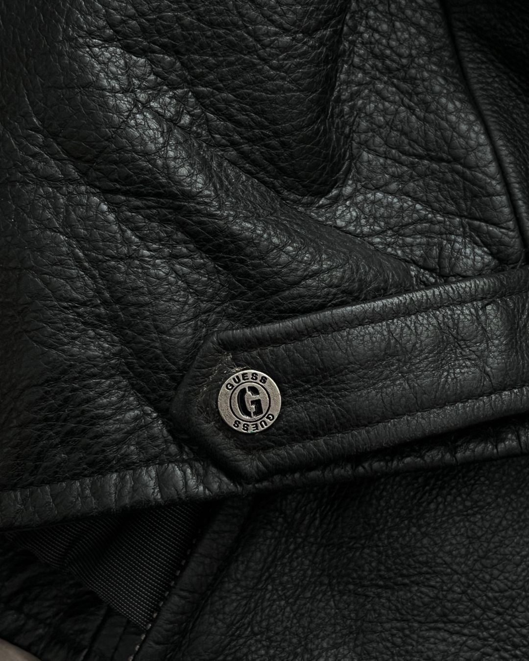 LEATHER GUESS JACKET (L)