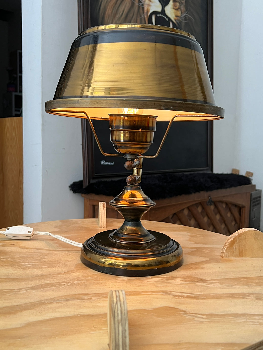 MID CENTURY LAMP
