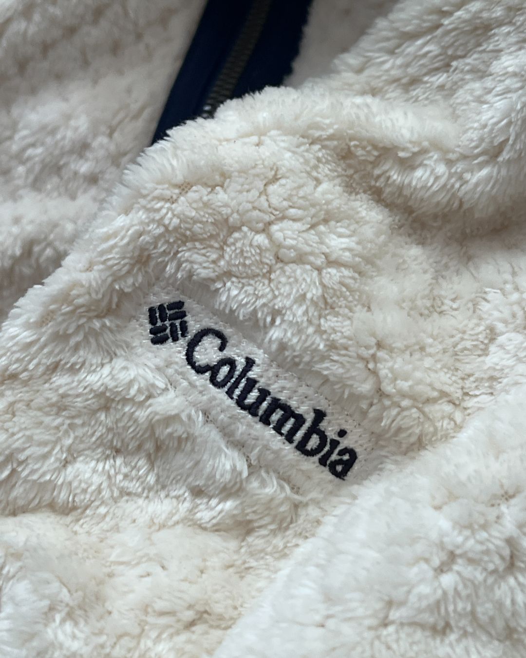 WHITE COLUMBIA (L)