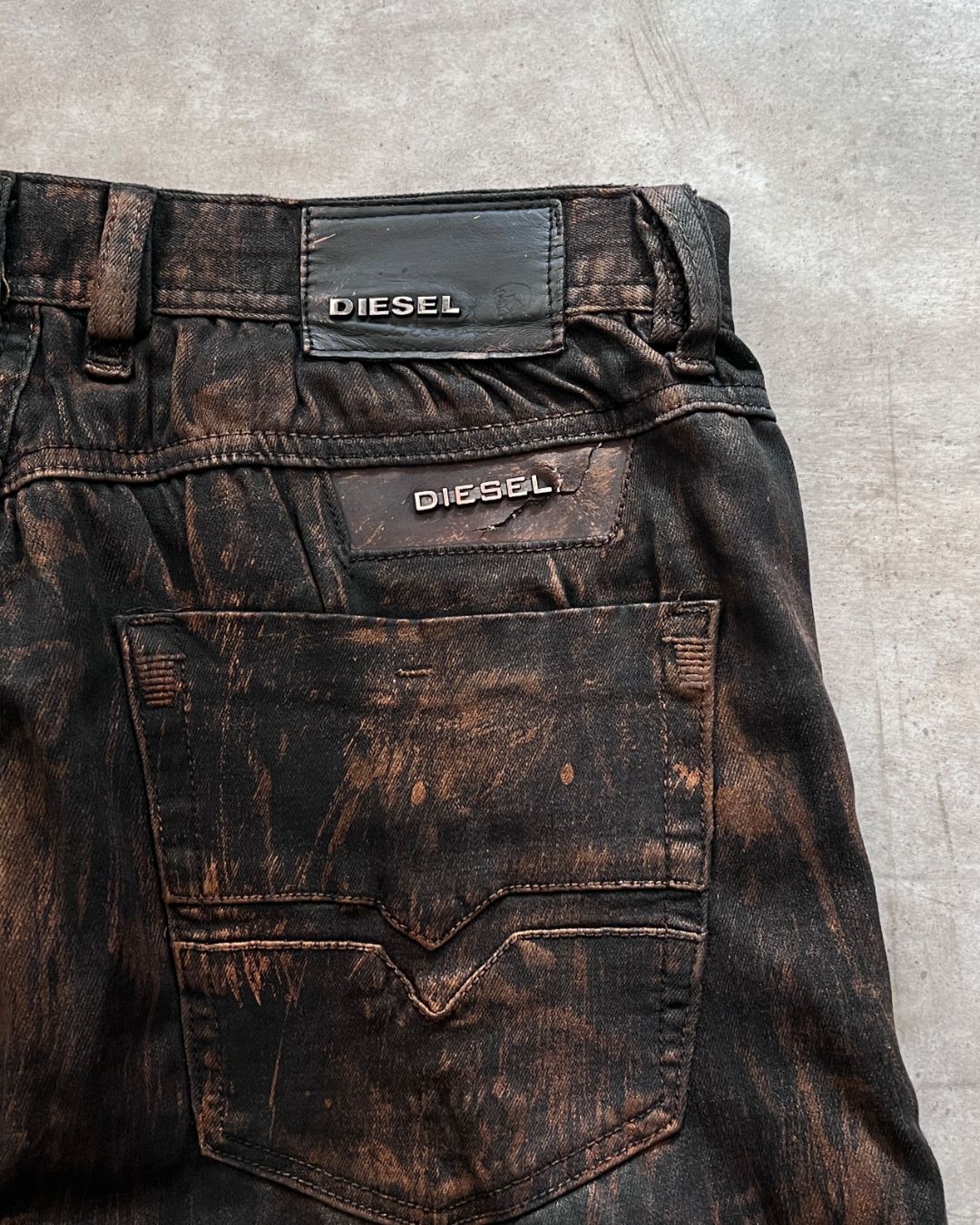 DIESEL INDUSTRIAL JEANS (33X32)