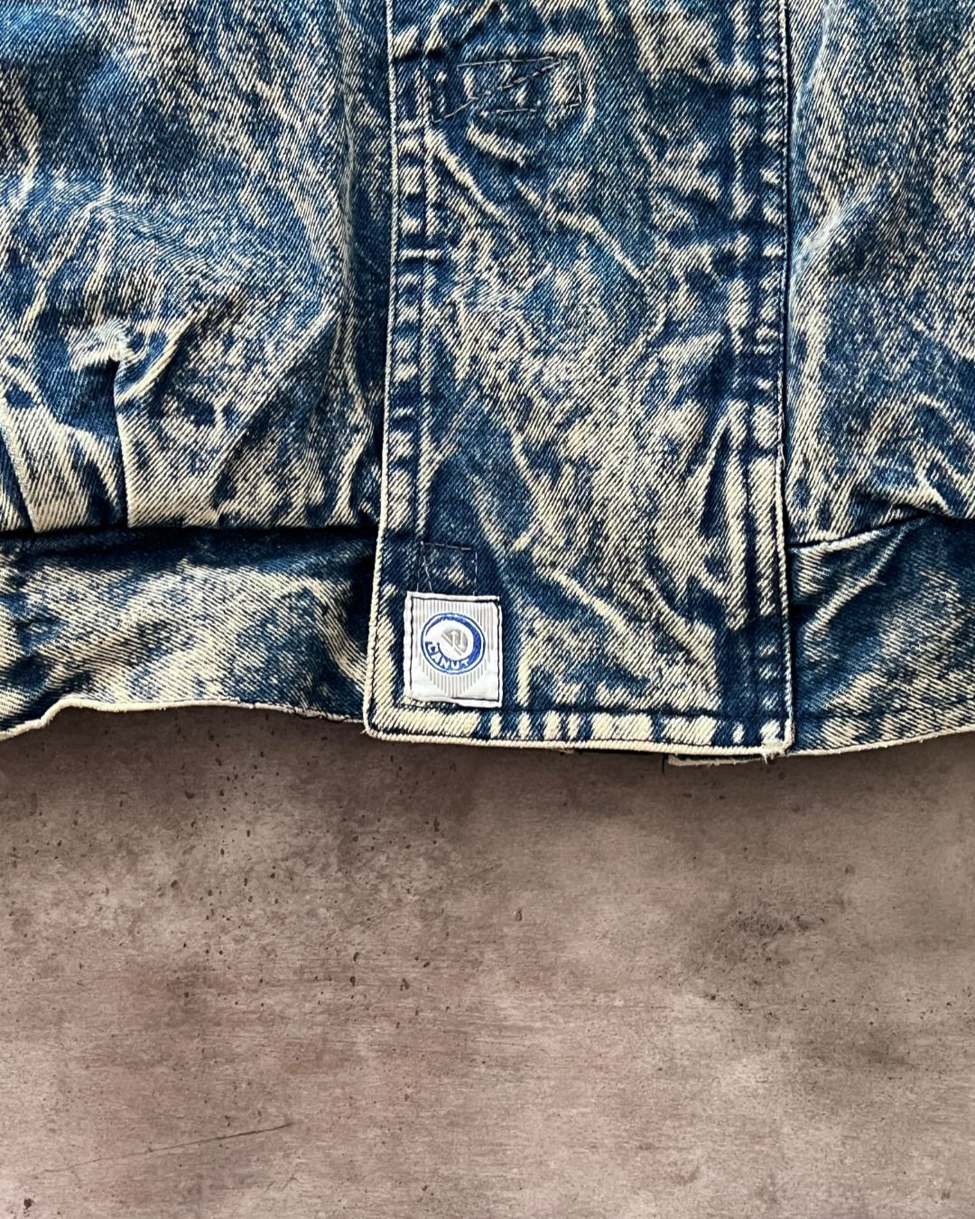 DISTRESSED DENIM JACKT (L)