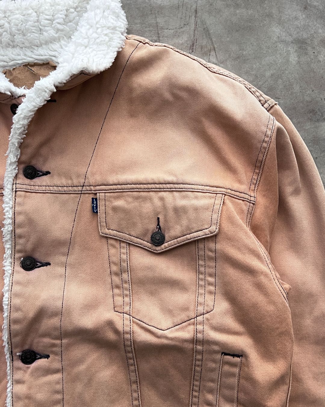 VINTAGE SHERPA DENIM JACKT LEVI'S (M)