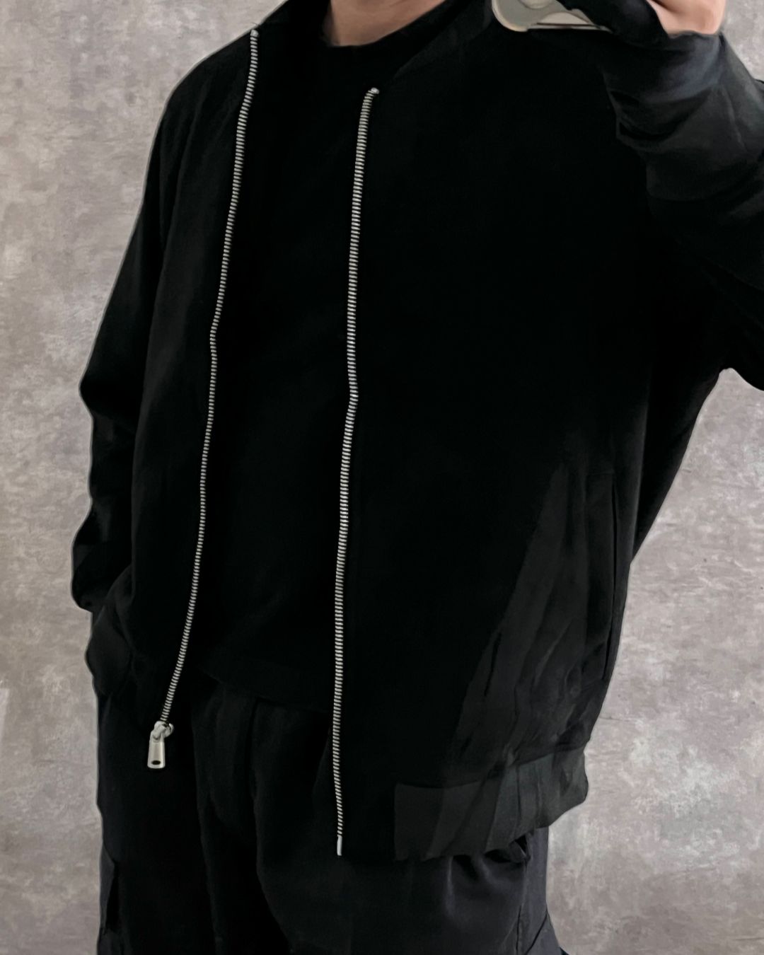 BLCK BOMBER JACKET ZARA (L)