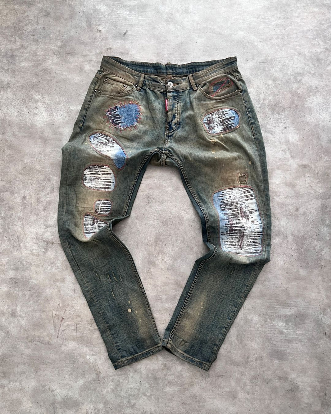 DSQUARED2 DISTRESSED JEANS (32)