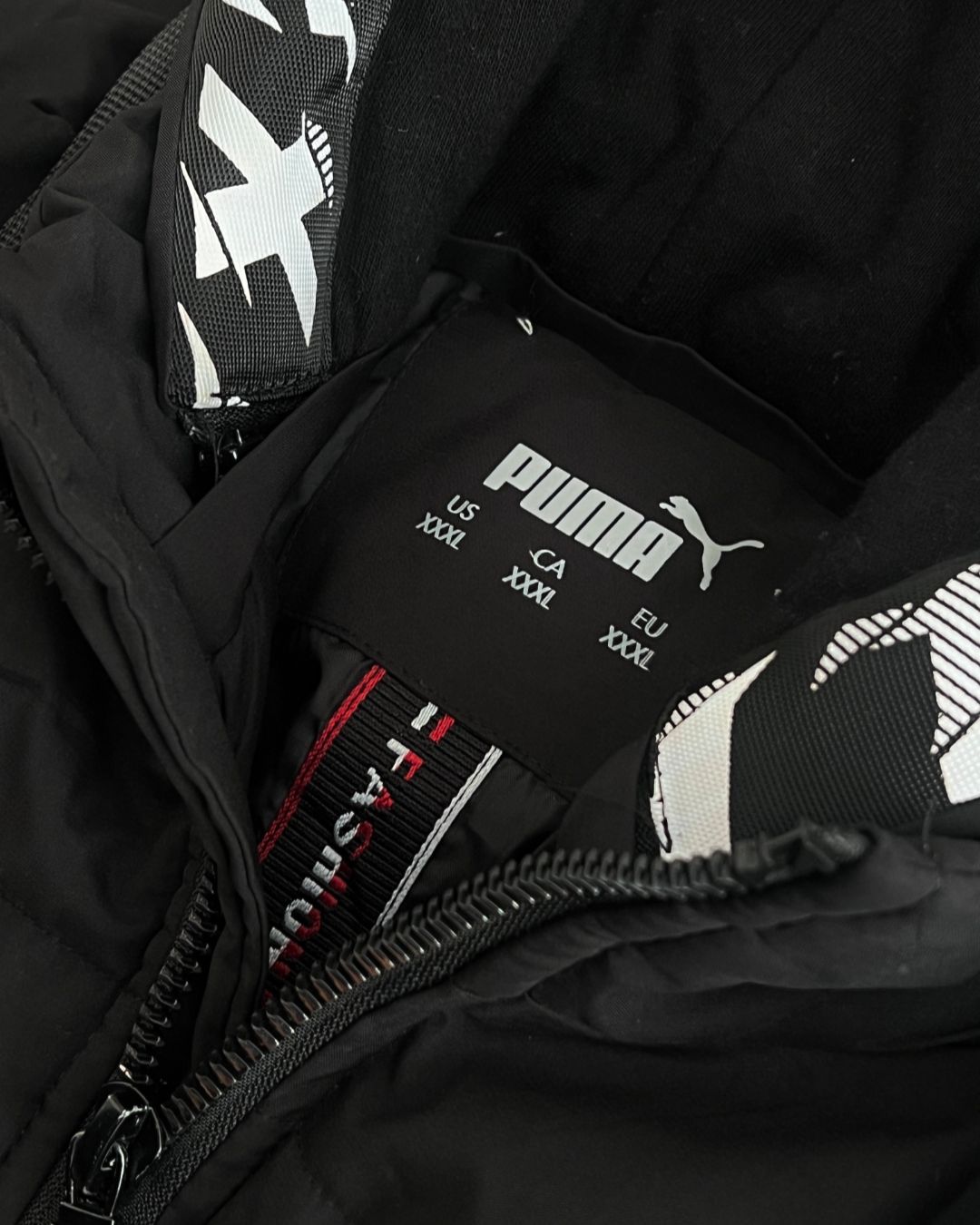 PETRONAS PUMA PUFFER JACKET (M/L)