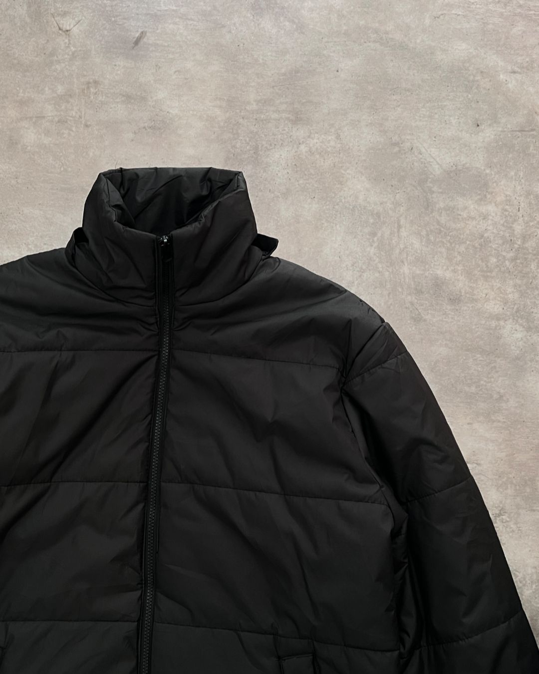 PUFFER BLACK JACKT (M)