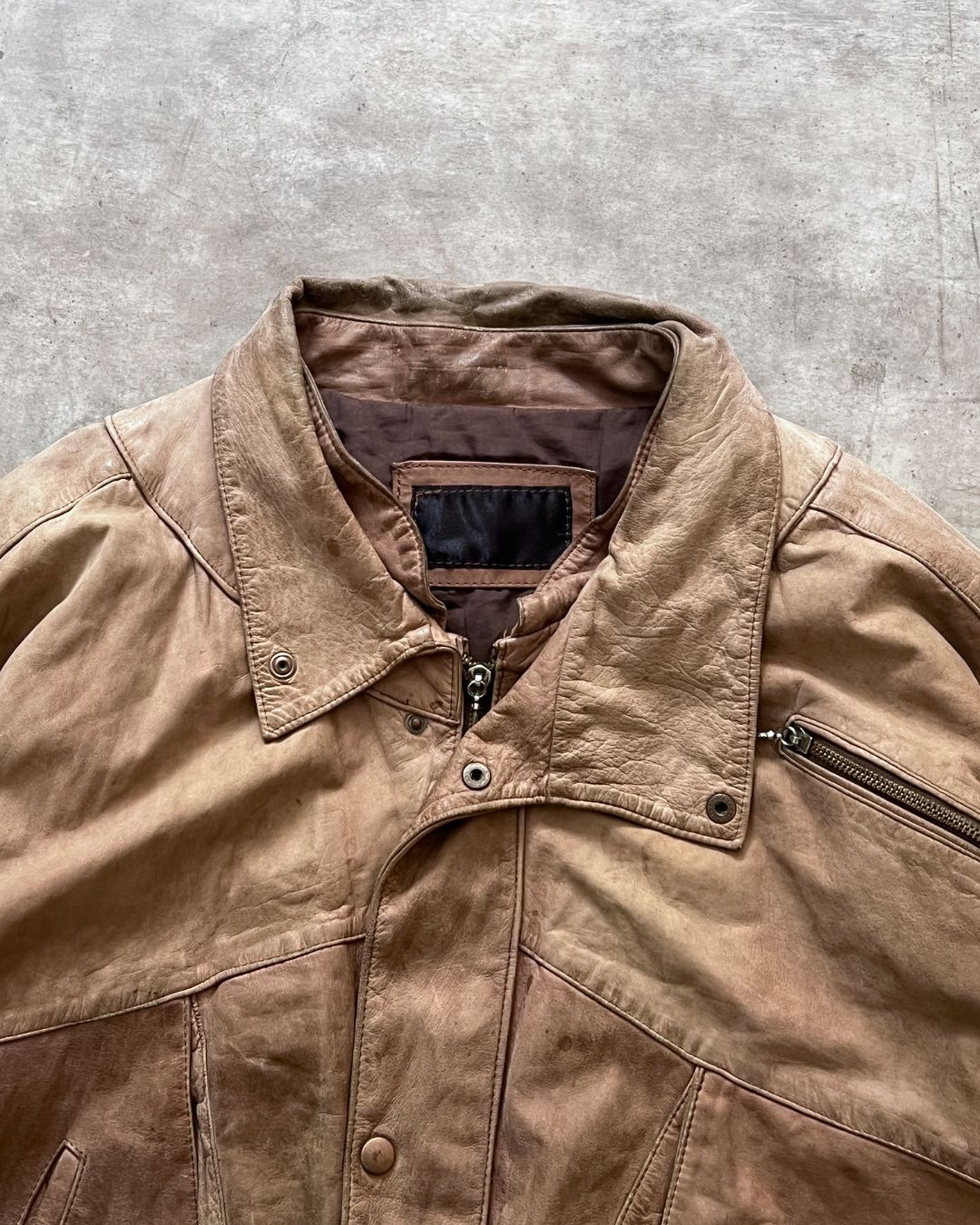 VINTAGE BOMBER LEATHER JACKET (S/M)