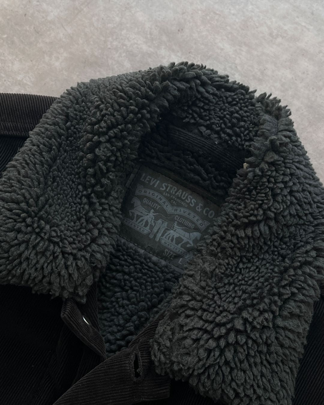 BLACK SHERPA JACKET LEVI'S (L)