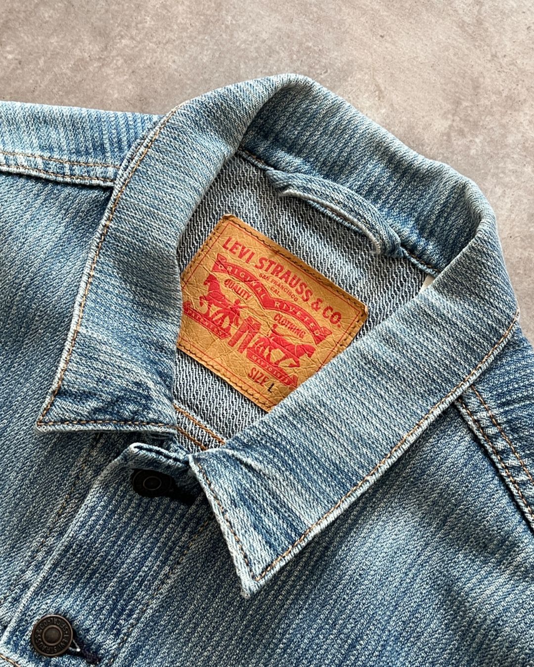 DENIM JACKET LEVI'S (L)