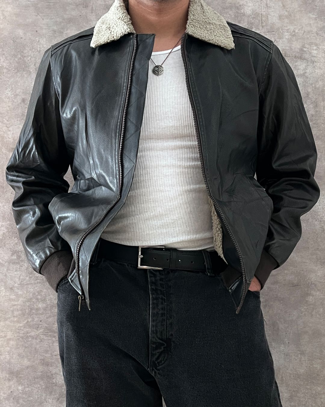 LEATHER JACKET SH (S/M)