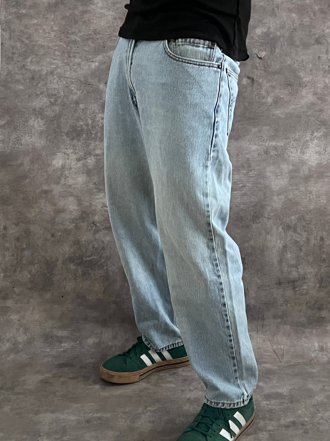 Levi's Denim Jeans (34x29)