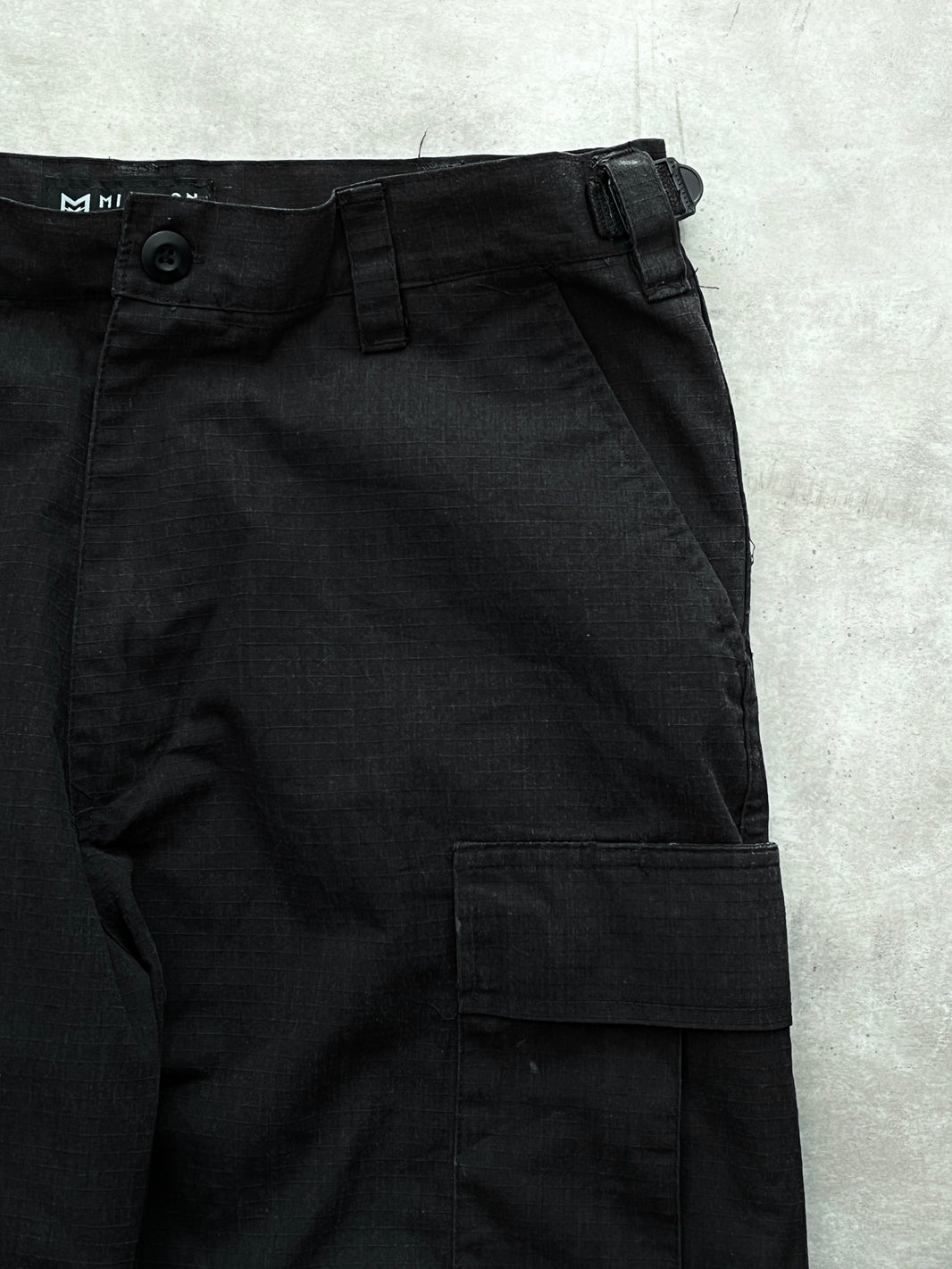 Black Cargo Pants (M)