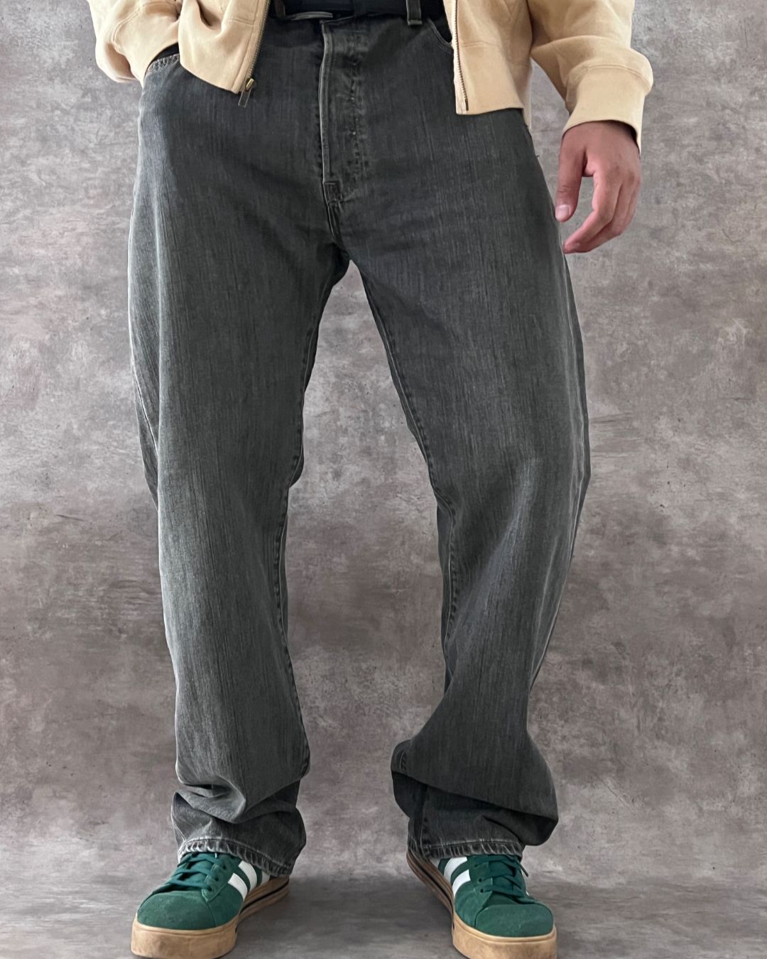 LOOSE JEANS LEVI'S (32)