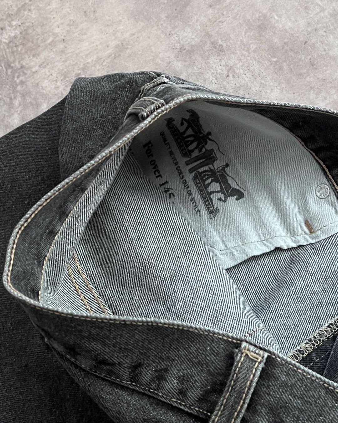 LOOSE WASHED CHARCOAL JEANS LEVI'S (32)