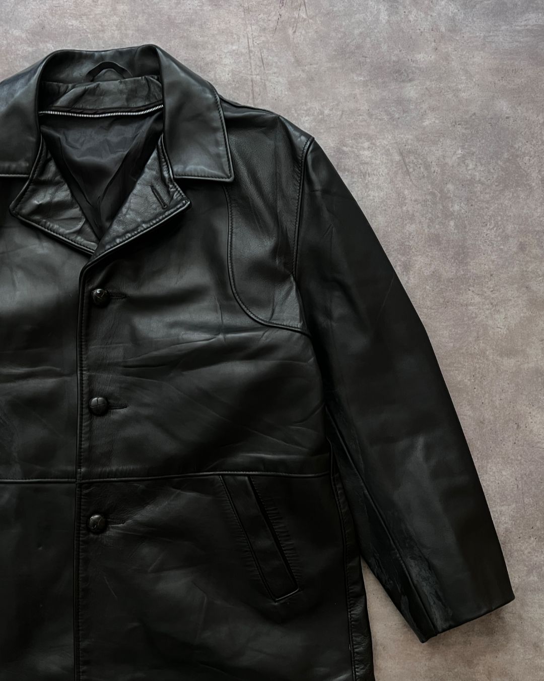 BLCK LEATHER COAT (XL)