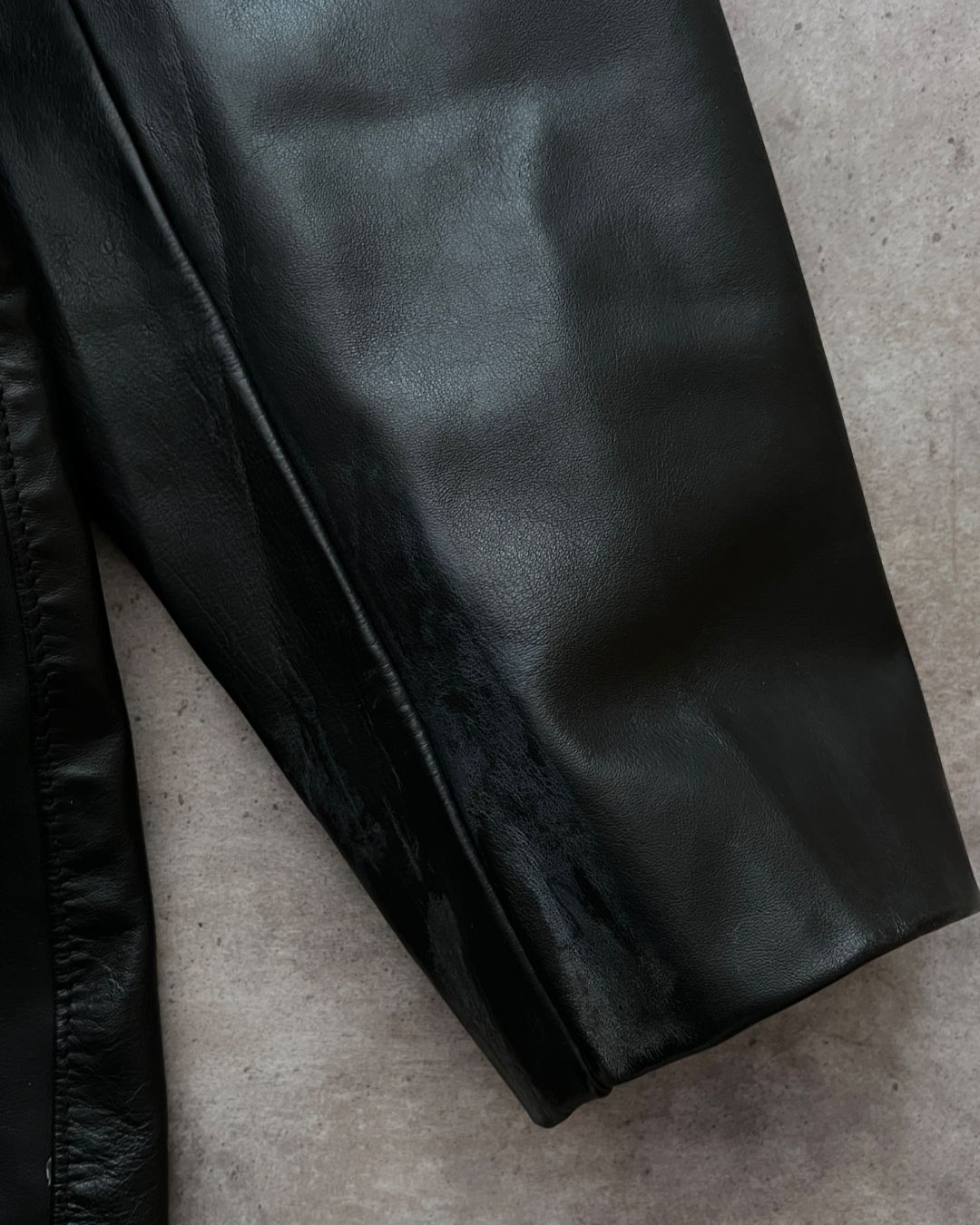 BLCK LEATHER COAT (XL)