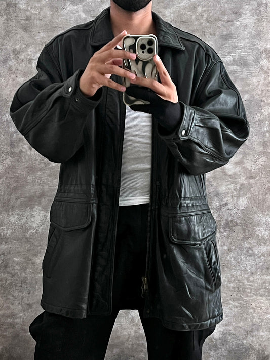 Gabardina de piel (XL)