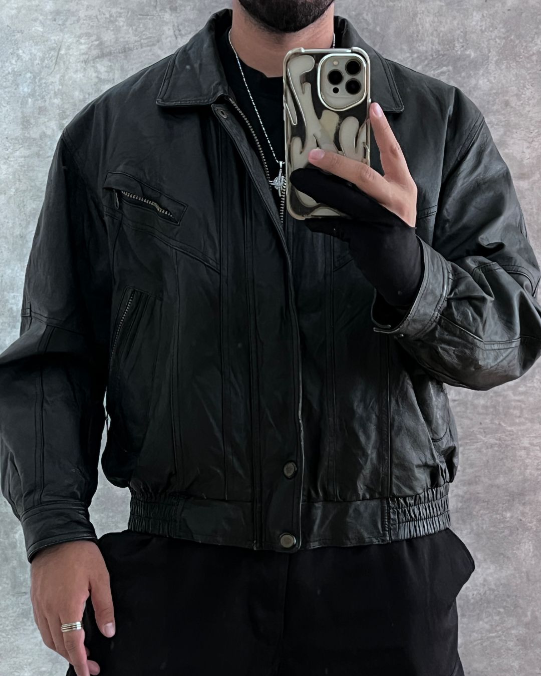 LEATHER BLACK JACKT (L)