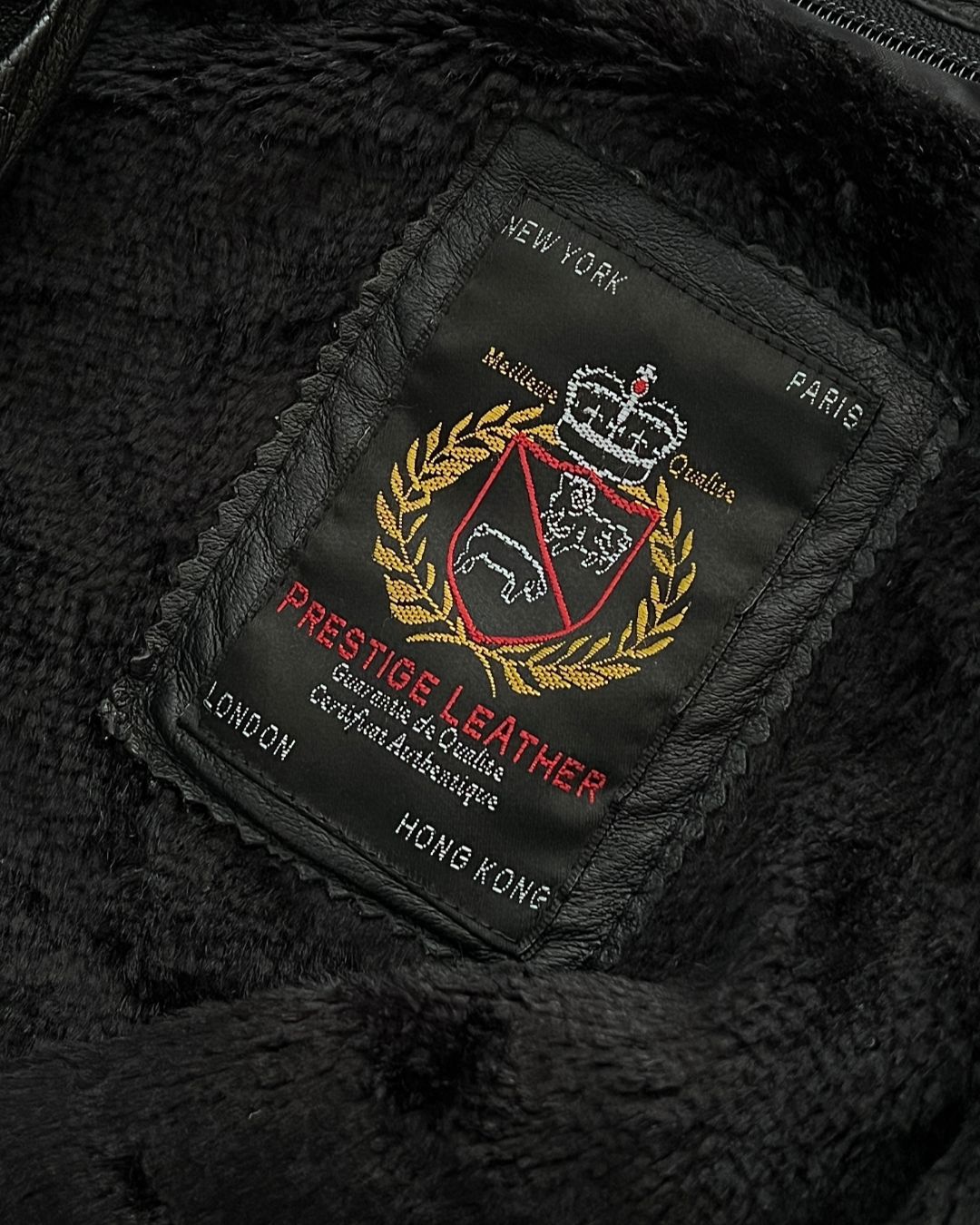 LEATHER BLACK JACKT (L)