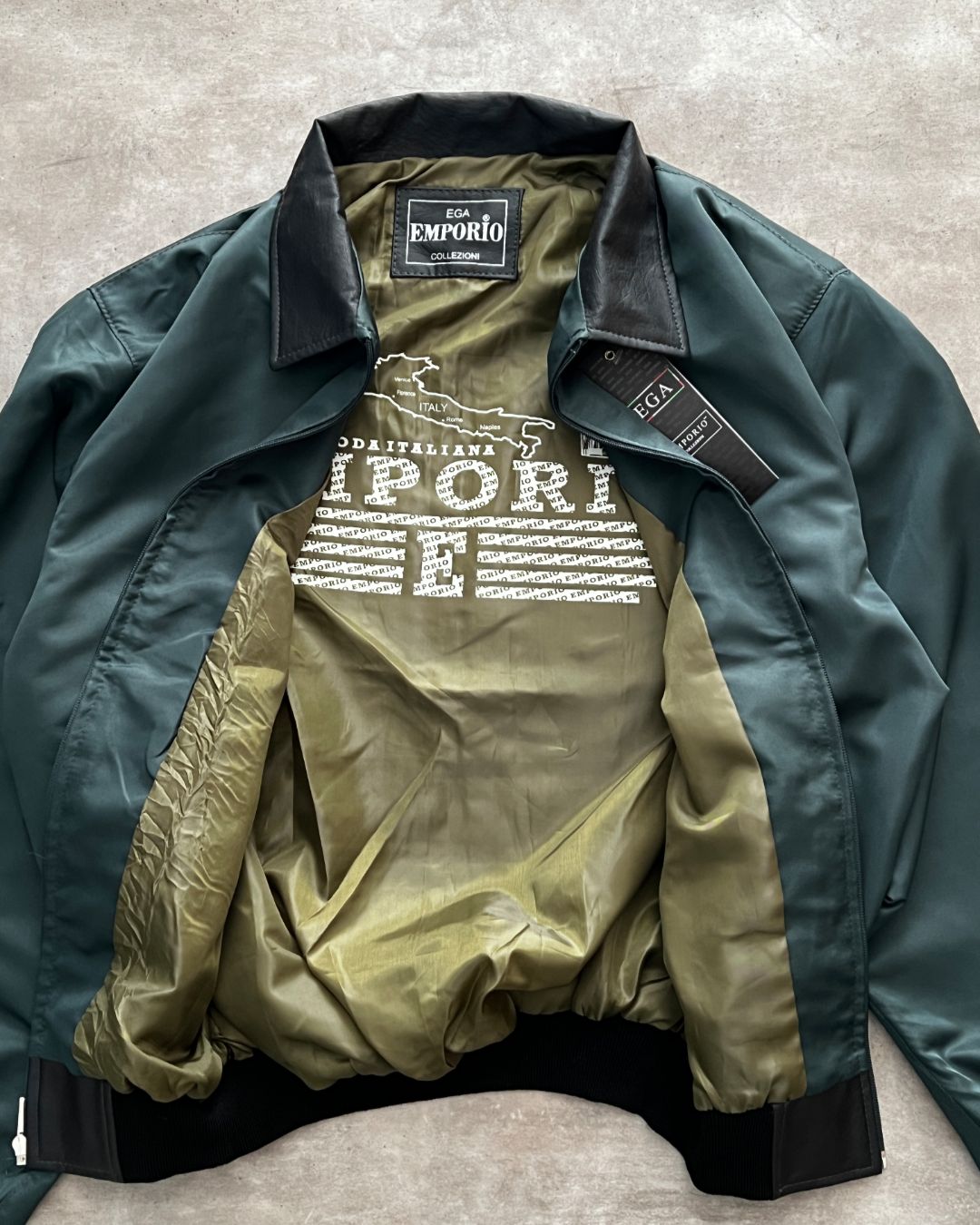 EMPORIO GREEN JACKT (M)