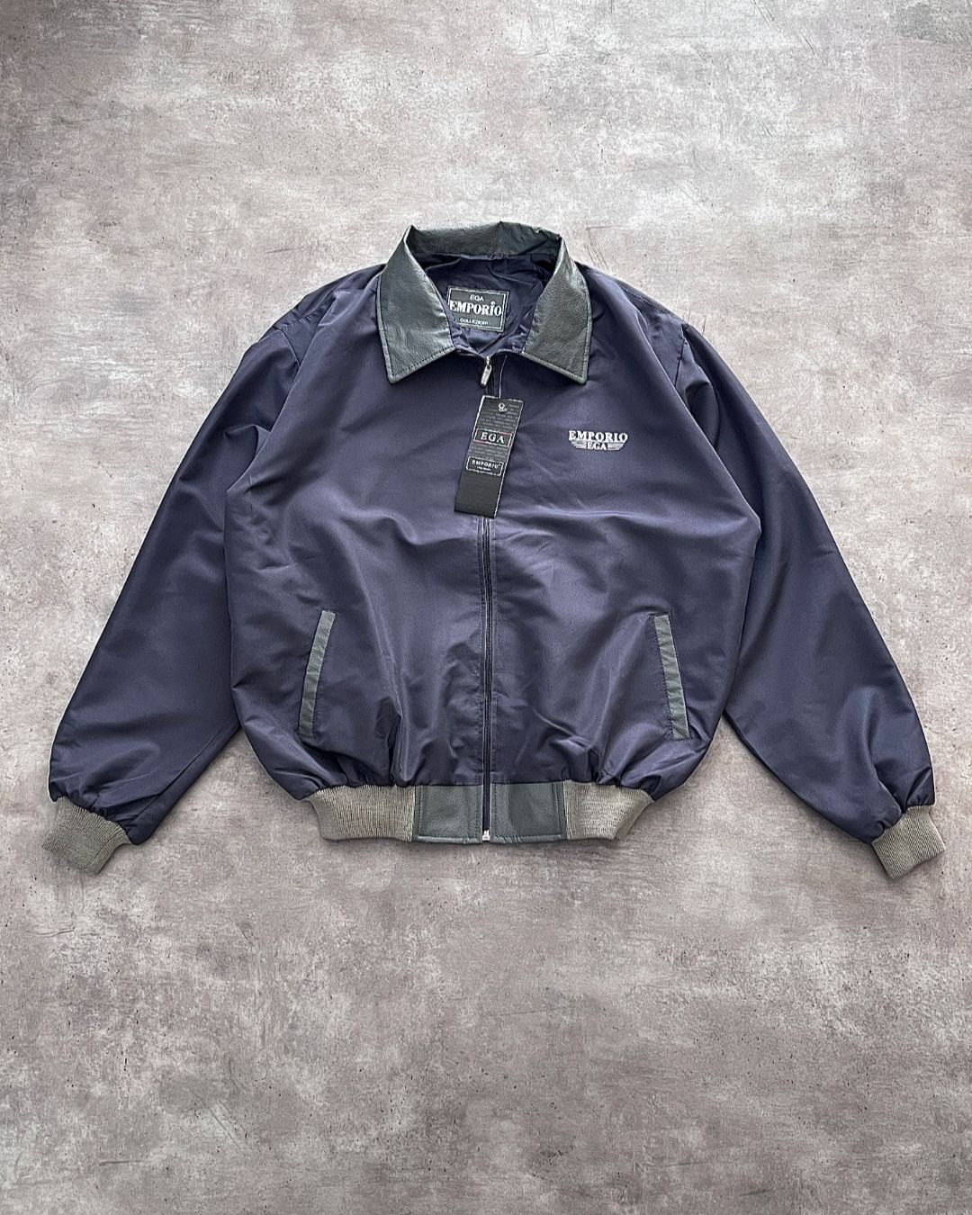 EMPORIO PURPLE JACKT (M)