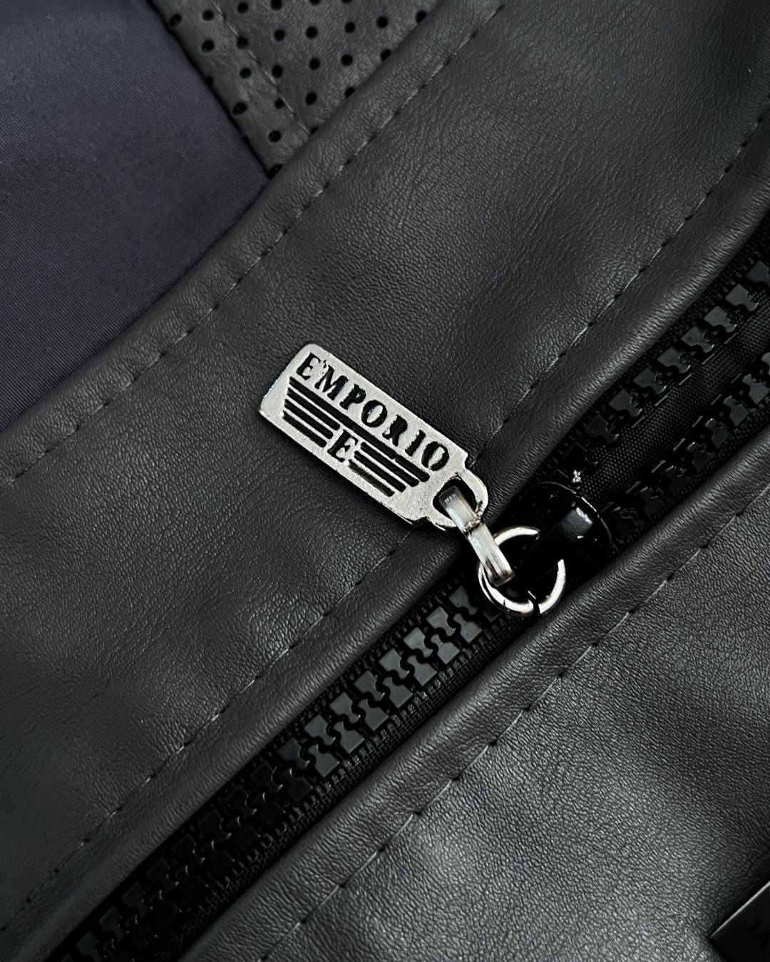 EMPORIO GREY LEATHER JACKT (M)