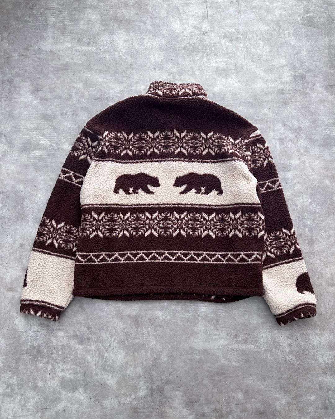 BEAR SWEATER (L)