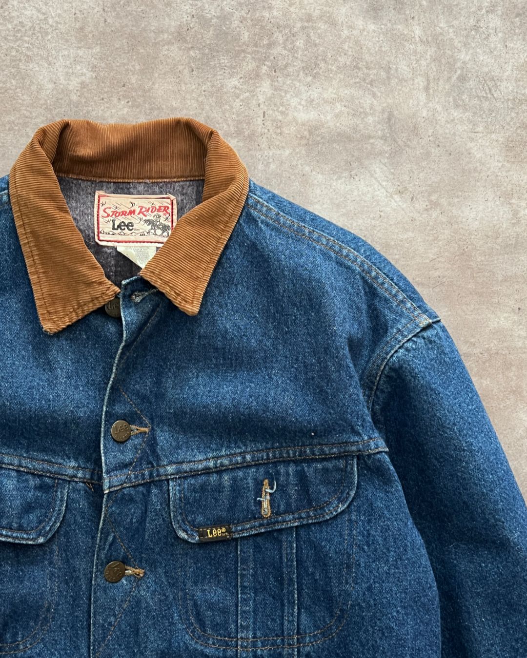 TRUCKER DENIM JACKET (L)