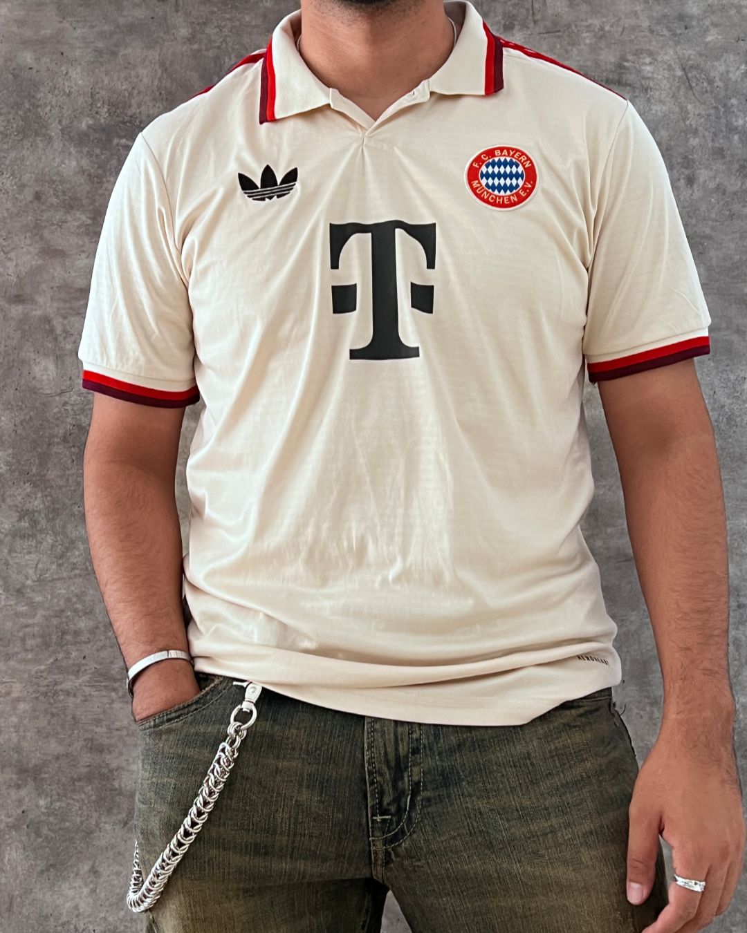 BAYERN MUNICH TEE (L)