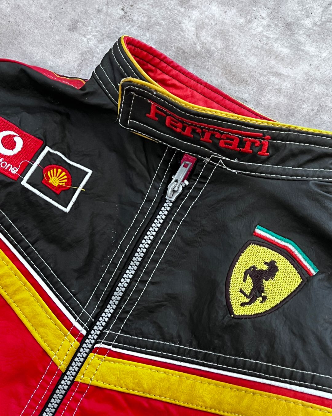 KID FERRARI LEATHER JACKET (M)