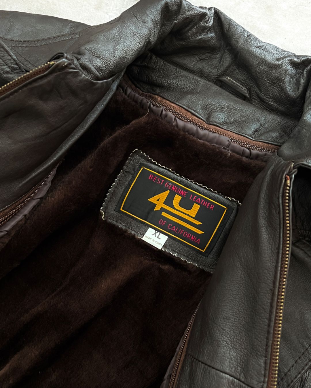 VAMPIRE LEATHER BOMBER JACKET (L) 🦇