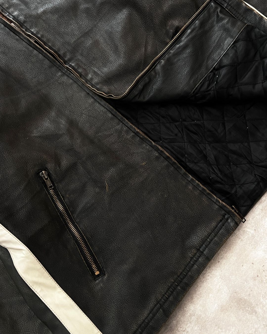 LEATHER RACER JACKET (L)