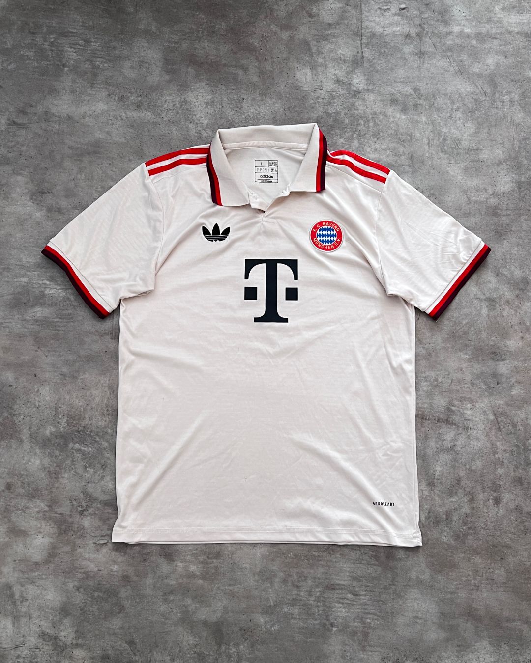 BAYERN MUNICH TEE (L)