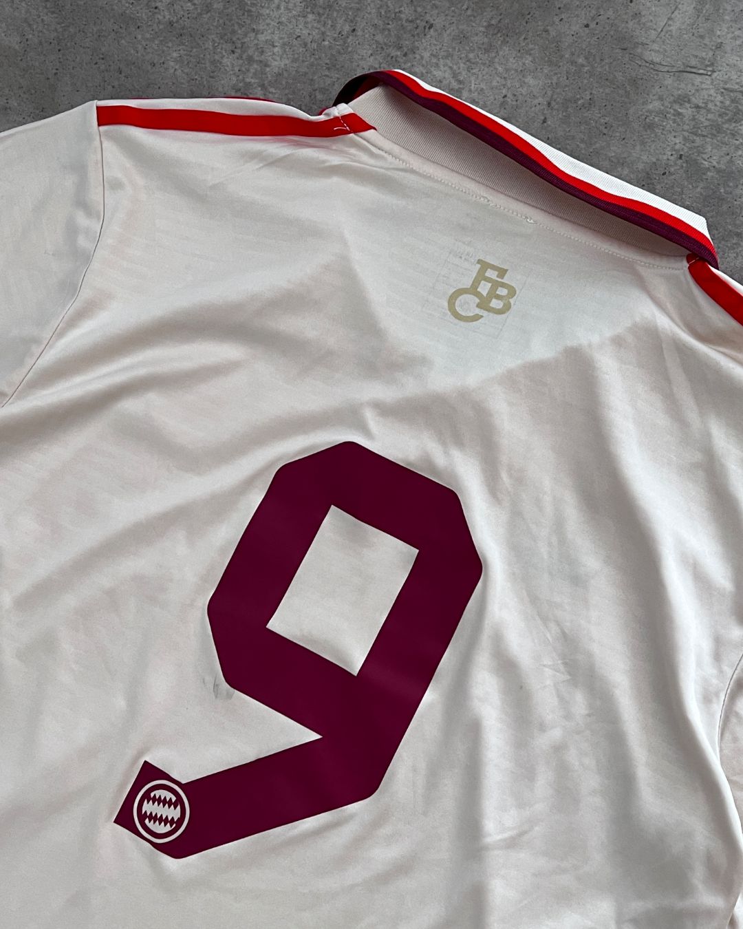 BAYERN MUNICH TEE (L)