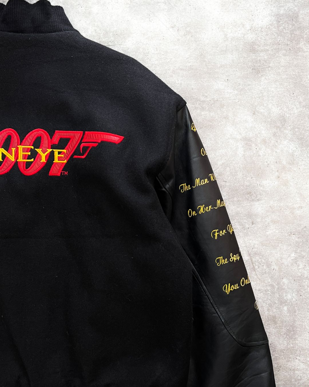 LEATHER JACKET GOLDEN EYE 007 - 90'S (L)