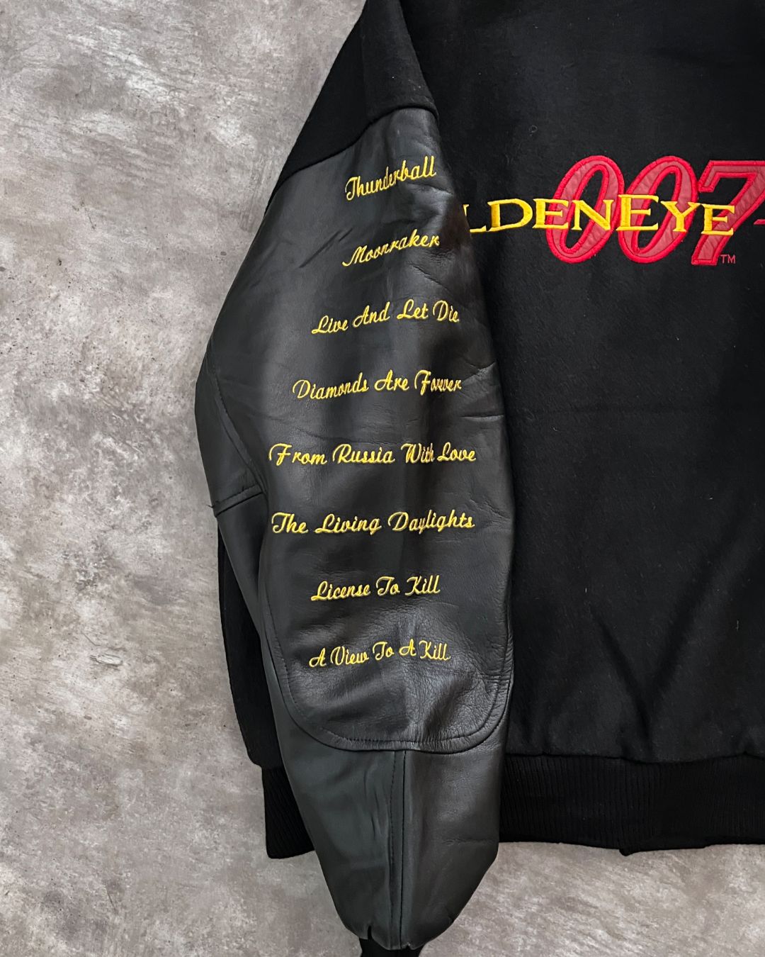 LEATHER JACKET GOLDEN EYE 007 - 90'S (L)