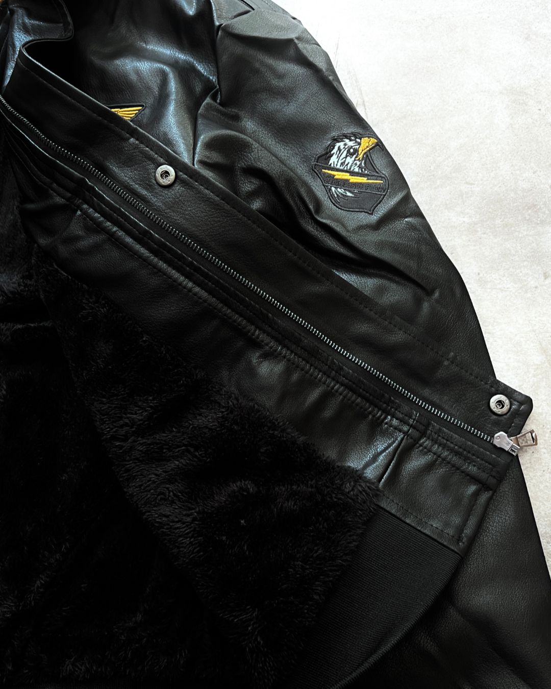 FLYING BOMBER LEATHER JACKET (M)