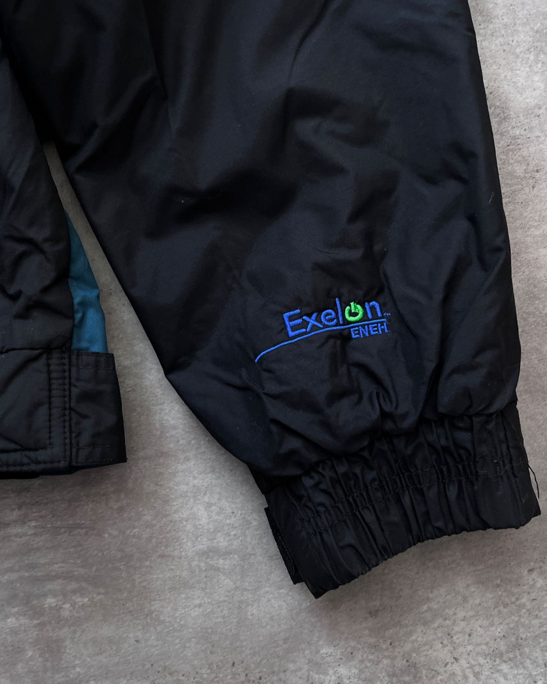 BLACK WINDBREAKER WEARGUARD (L)