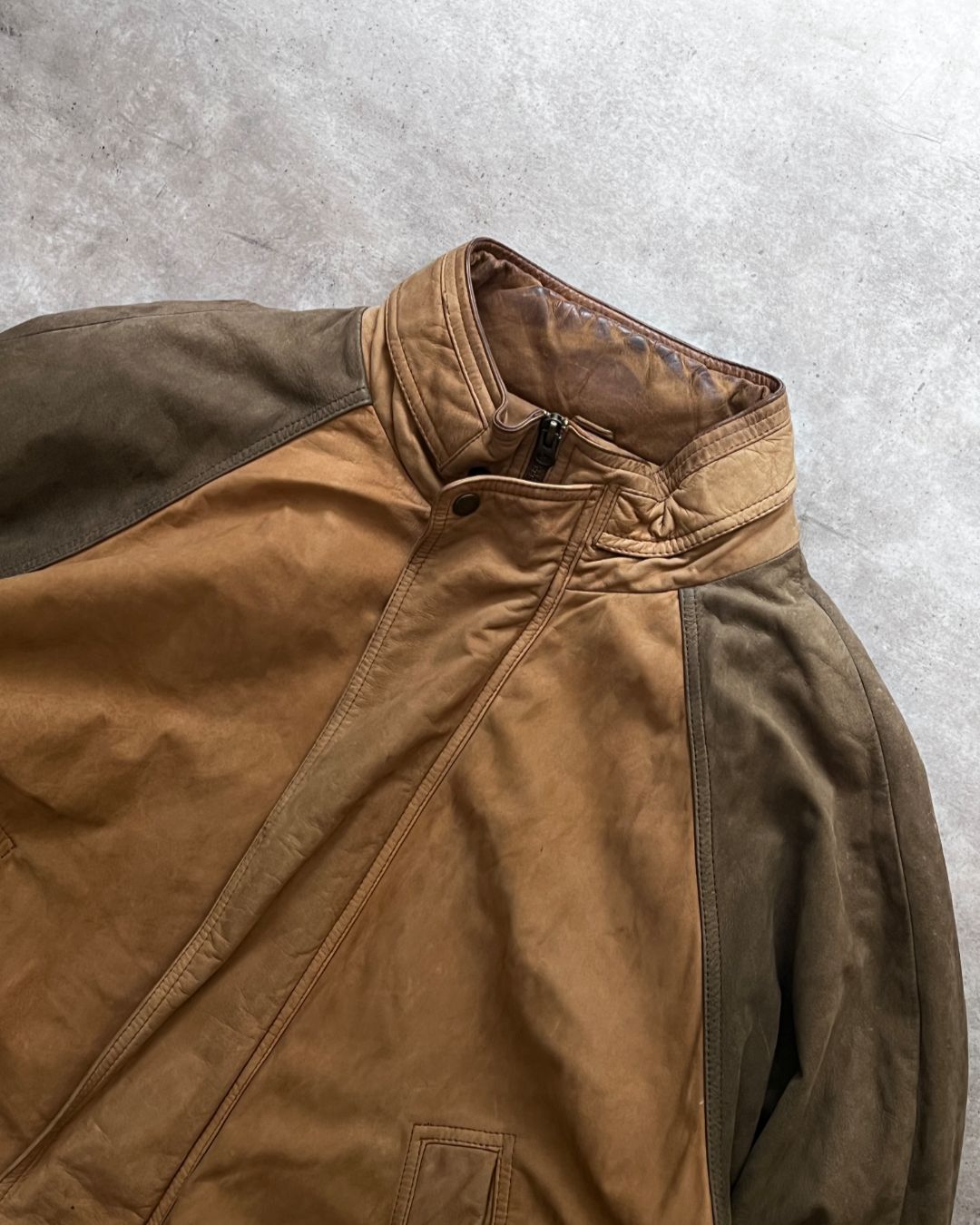 RETRO LEATHER JACKET (L)