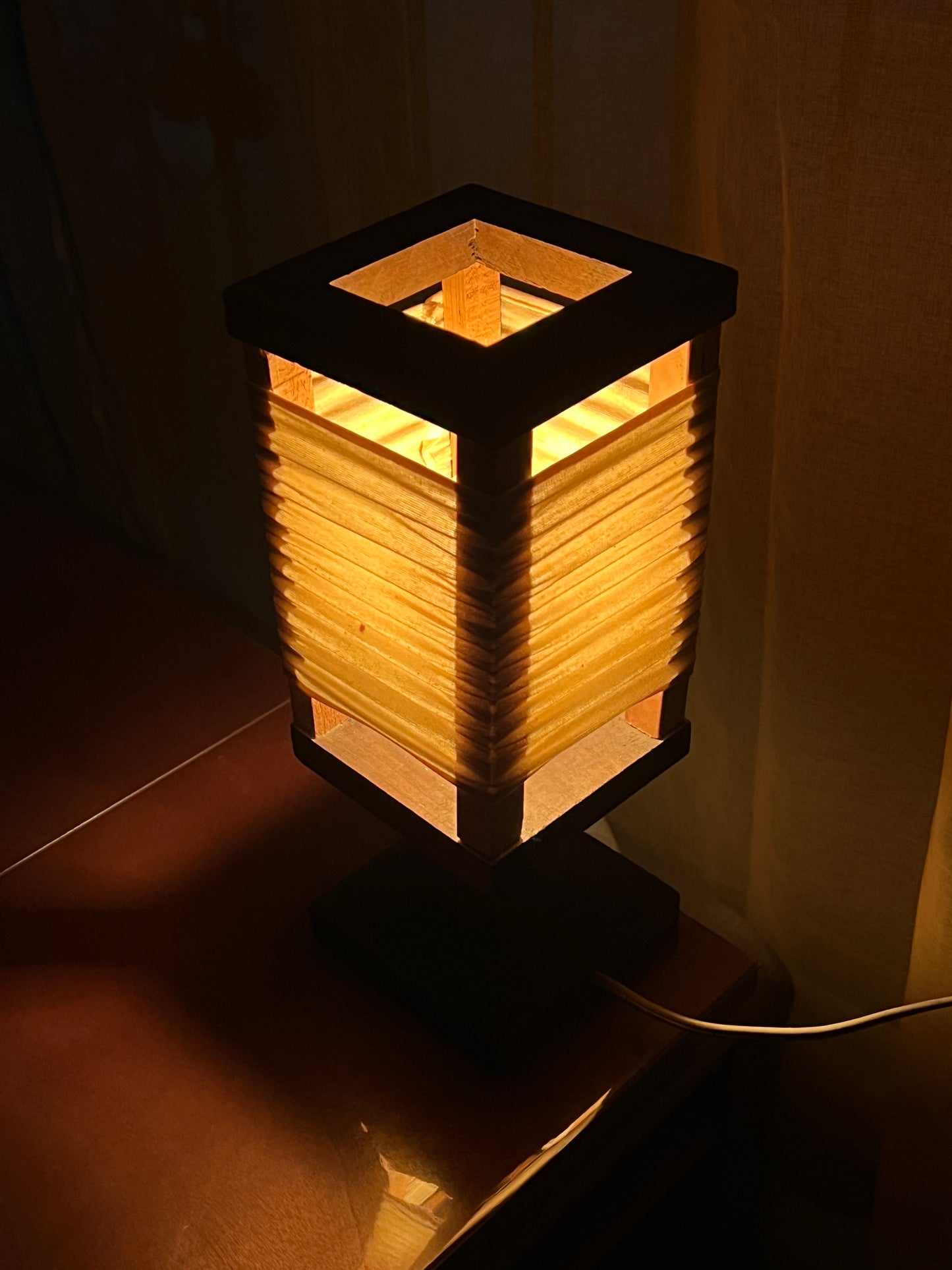 Yukari lamp, lampara japonesa