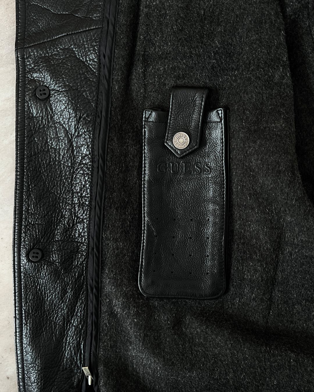 GUESS LEATHER GABARDINE (XL)